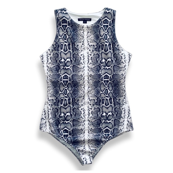 Boston Proper | Snakeskin Print Sleeveless Bodysuit - Picture 5 of 9